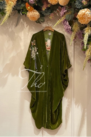 Áo choàng nhung the tay rơi dáng kimono